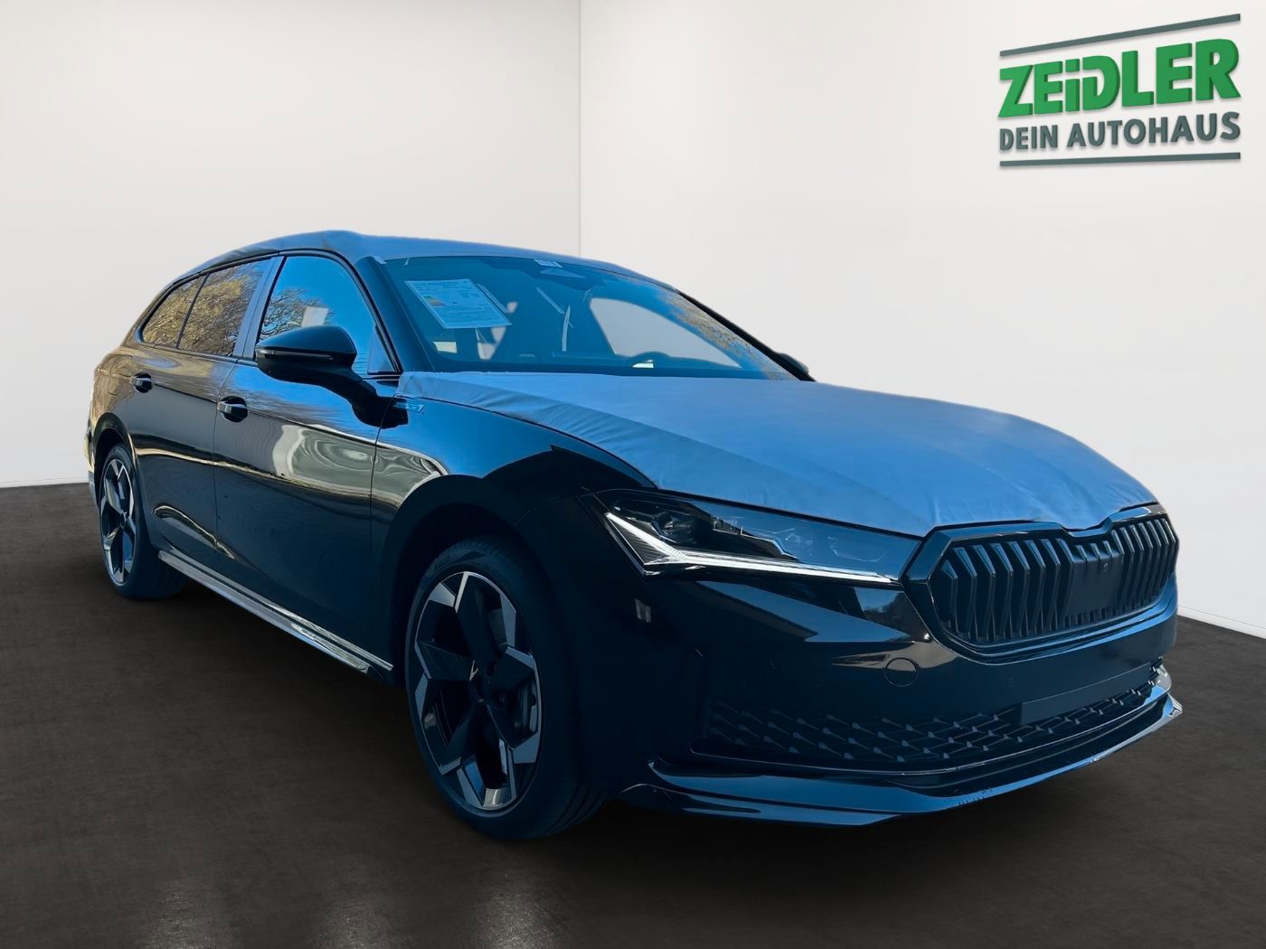Skoda Superb Combi Sportline 2,0 TSI DSG Navi AHZV imagem 2