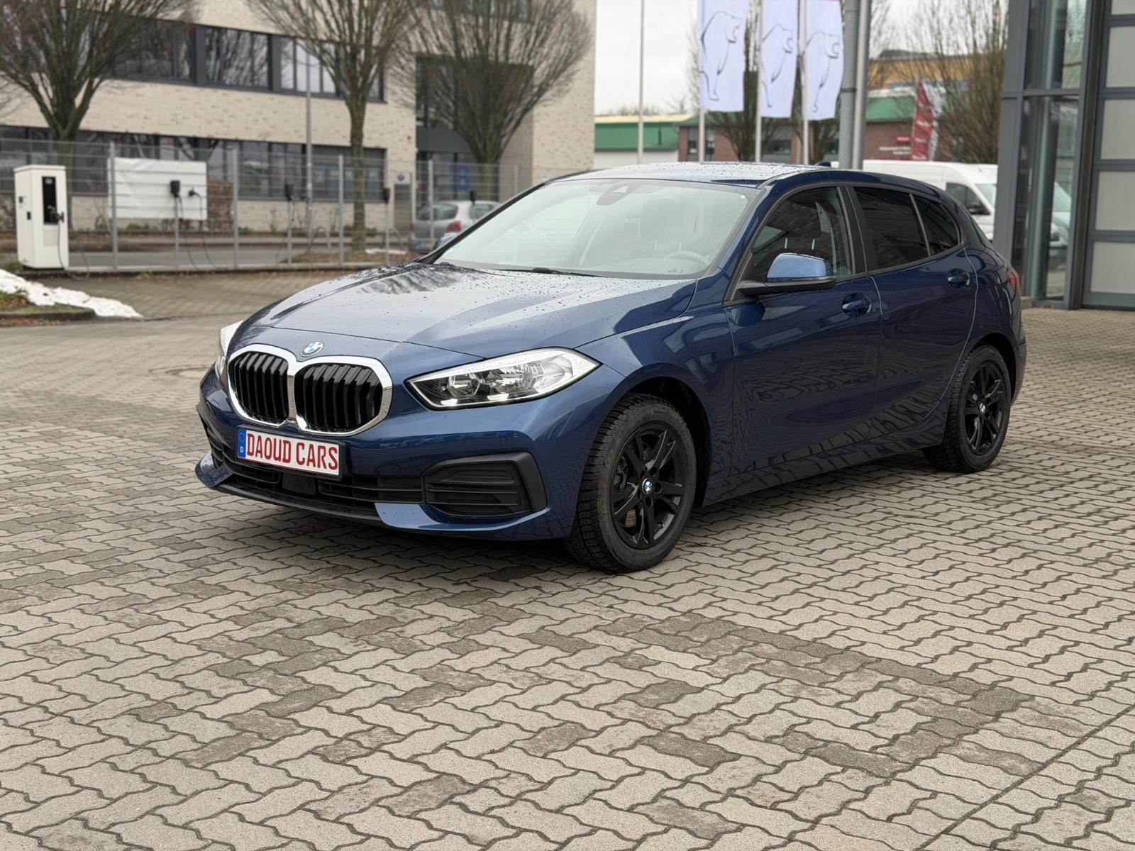 BMW 118 i Advantage Automatik Head-up