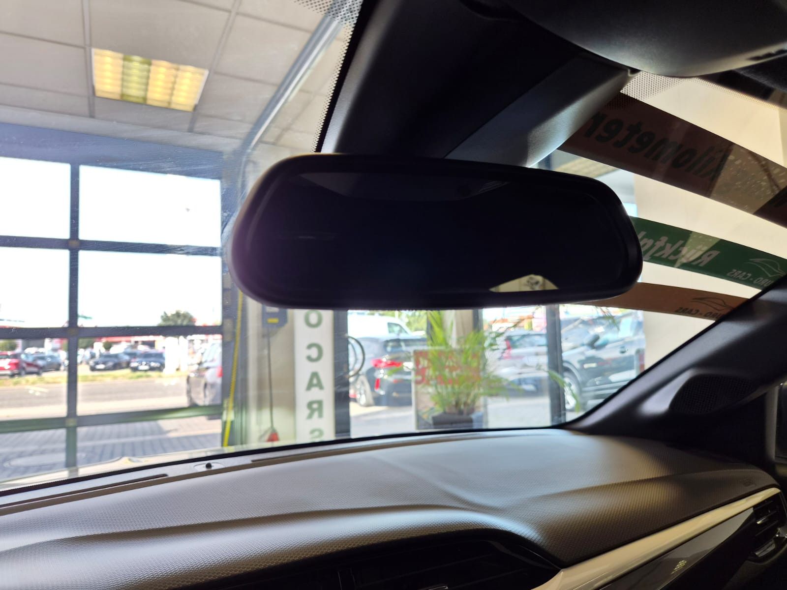 Fahrzeugabbildung Opel Corsa F GS / KAMERA/NAVI/CARPLAY/6TKM