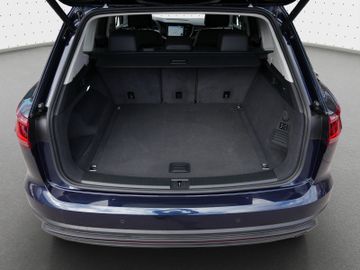 Volkswagen Touareg - 11