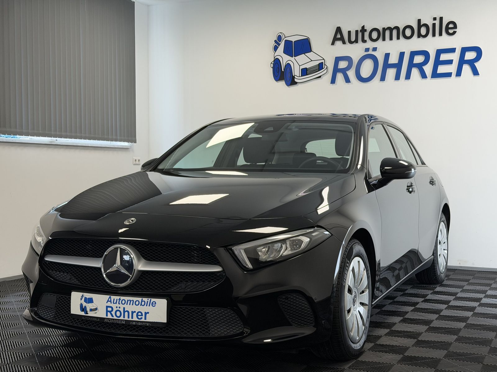MERCEDES-BENZ A 180 d 1.Hand 