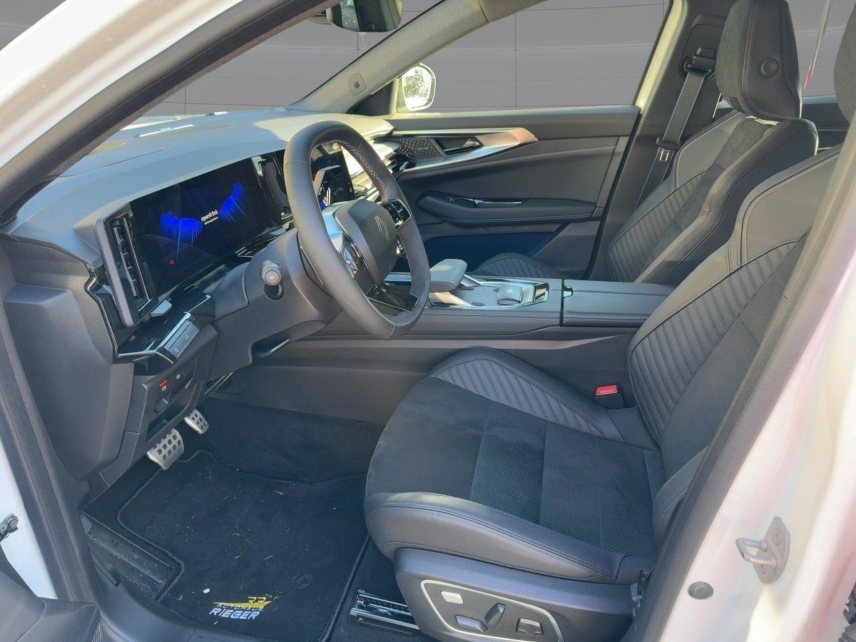 Fahrzeugabbildung Renault Rafale Esprit Alpine Full Hybrid E-Tech 200