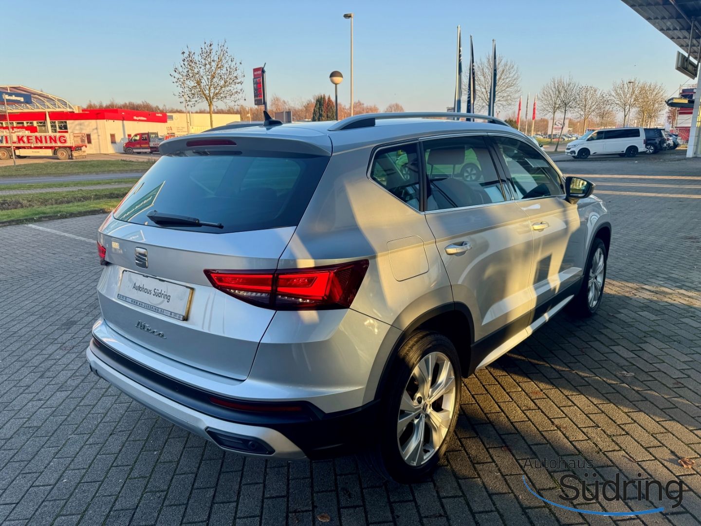 Ateca 2,0 TDI Xperience DSG AHK Navi beats Rfk.