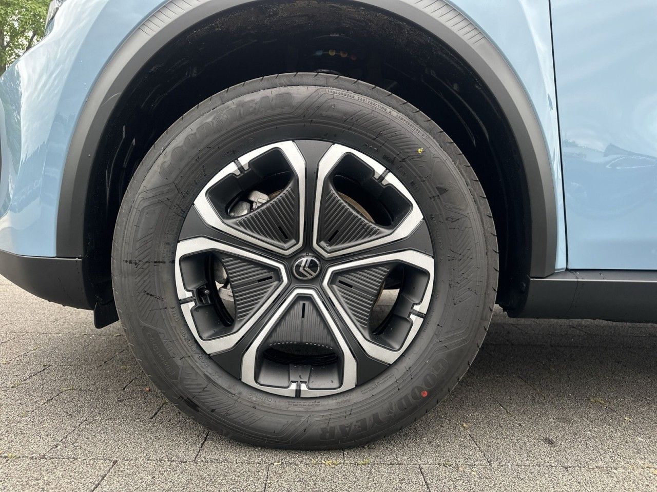 Fahrzeugabbildung Citroën ë-C3 Aircross 113 YOU