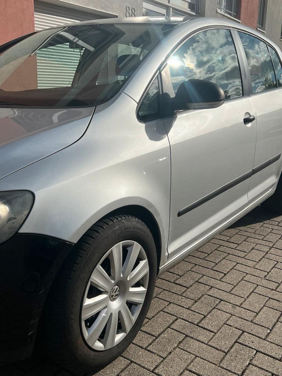 Volkswagen Golf 2007 — rear view