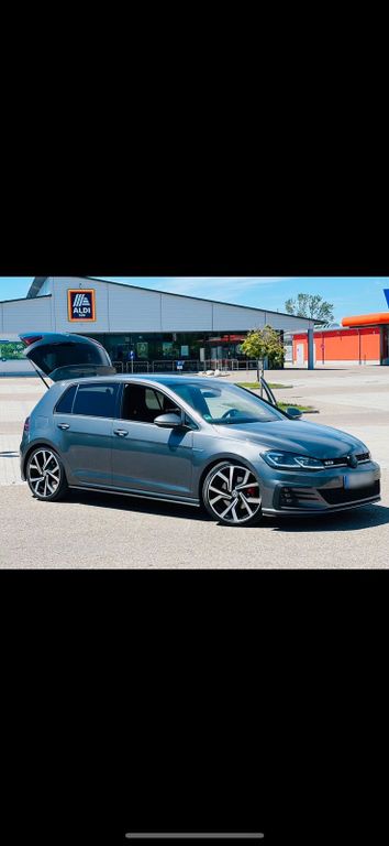 Image of Volkswagen Golf