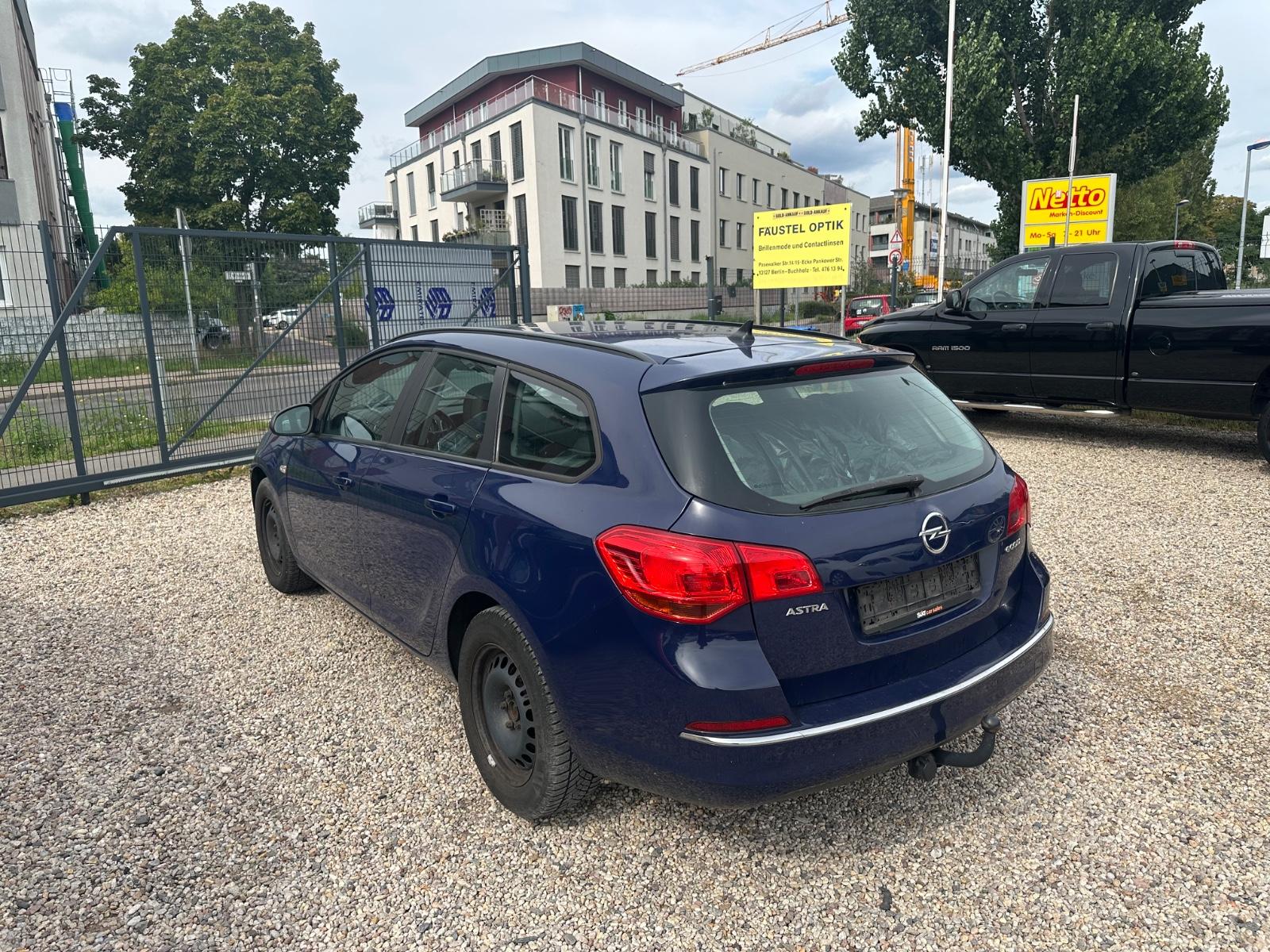 Opel Astra 2015 — photo 6