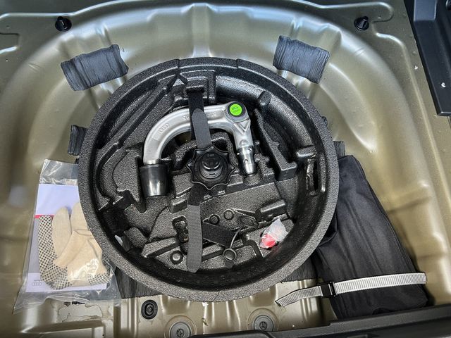 Q2 30 TDI advanced 85kW, AHK, SHZ