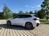 BMW iX1 xDrive30 - - BMW iX1 von privat