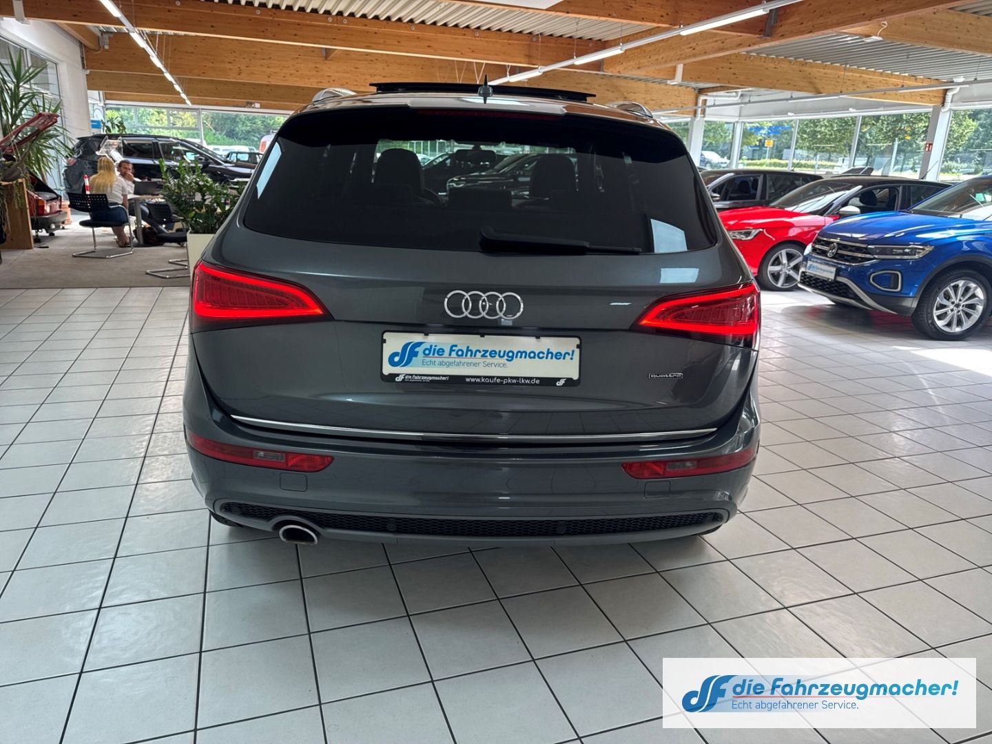 Fahrzeugabbildung Audi Q5 2.0 TDI quattro DPF clean diesel  S-line Spor