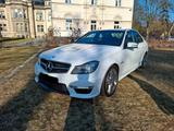 Mercedes-Benz C 63 AMG AMG Facelit - Mercedes-Benz C 63 AMG mit Benzin-Antrieb: Limousine