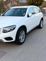 Mercedes-Benz GLC 220 d 4MATIC Autom. - - Mercedes-Benz GLC 220 von privat