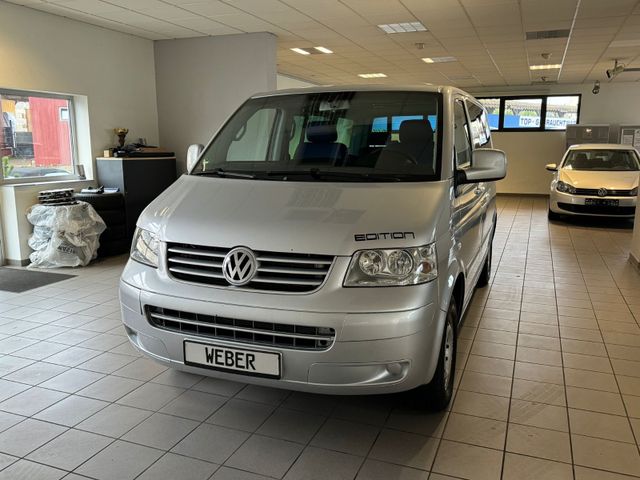 Volkswagen T5 Transporter Bus Multivan