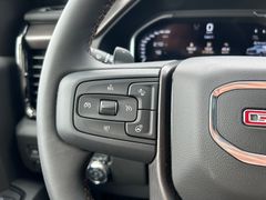 Fahrzeugabbildung GMC Sierra 1500 AT4 6.2L V8 LED ACC HUD AHK 360°