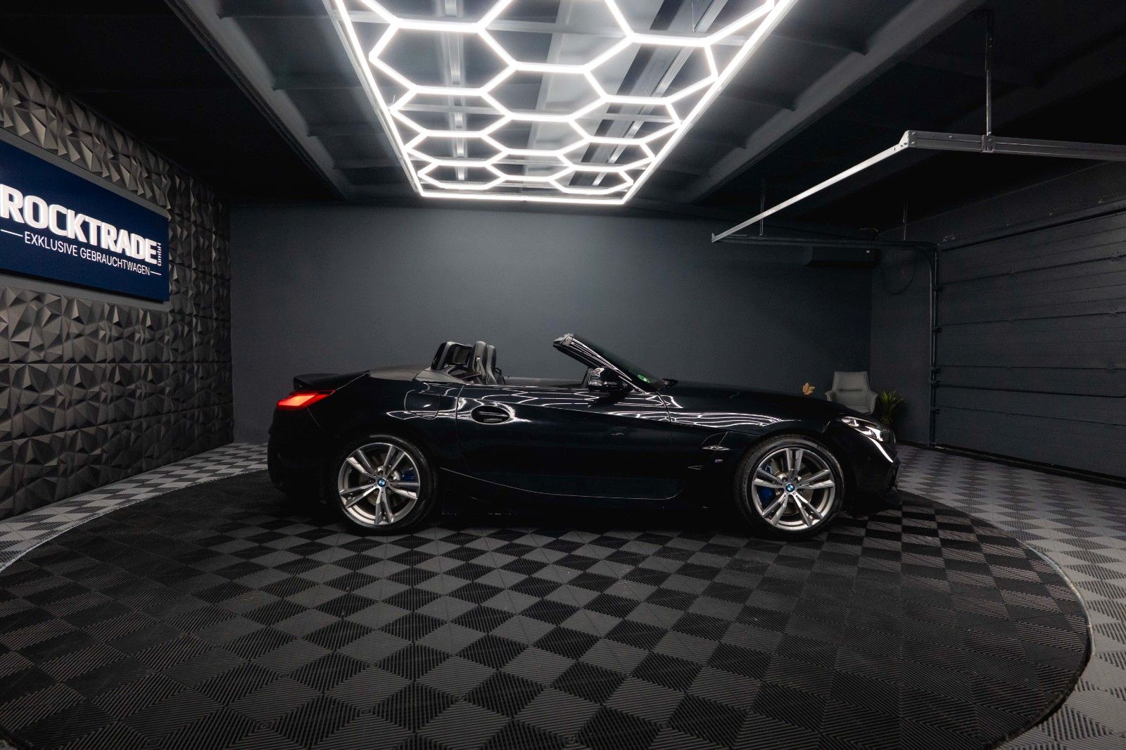Fahrzeugabbildung BMW Z4 Roadster sDrive 30i M Sport *LED*Memory*H&K*
