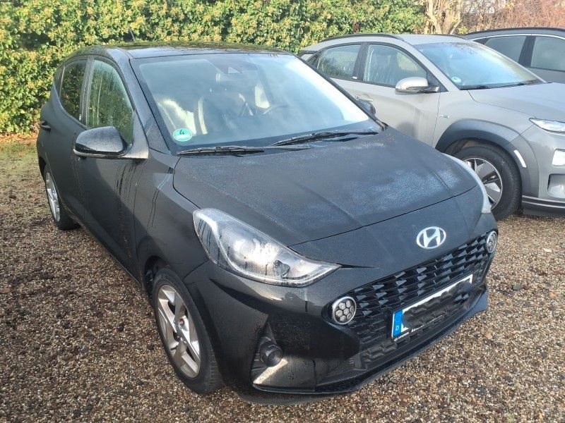 Fahrzeugabbildung Hyundai i10 1.0 EDITION30 1HD 2J-GARANTIE CARPLAY+ALU+BT