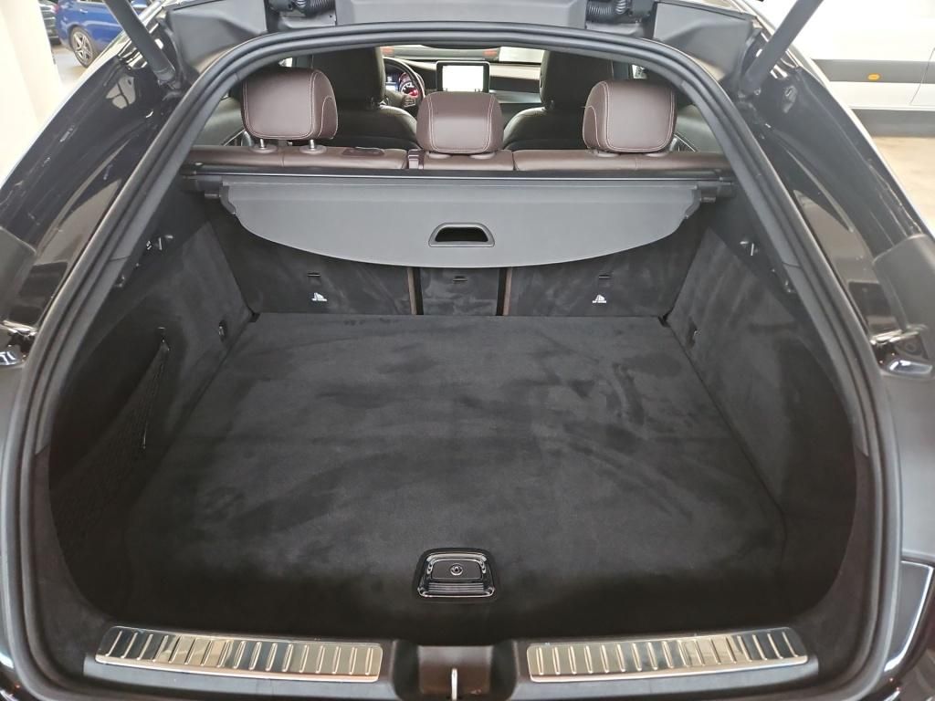 Fahrzeugabbildung Mercedes-Benz AMG GLC 43 4M Coupé ACC SDHZ Totwi. Airmatic SBD