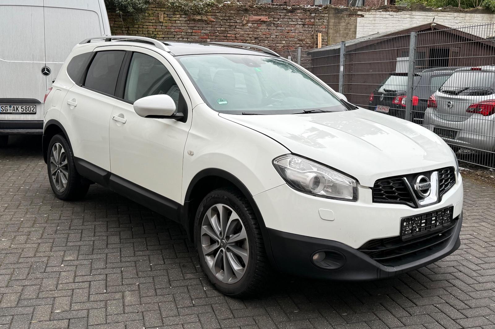 Nissan Qashqai+2 4X4 Panorama Automatik Leder