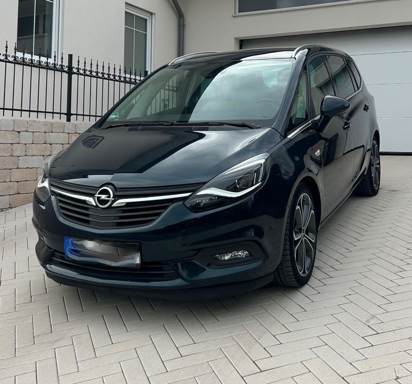 Image of Opel Zafira Tourer
