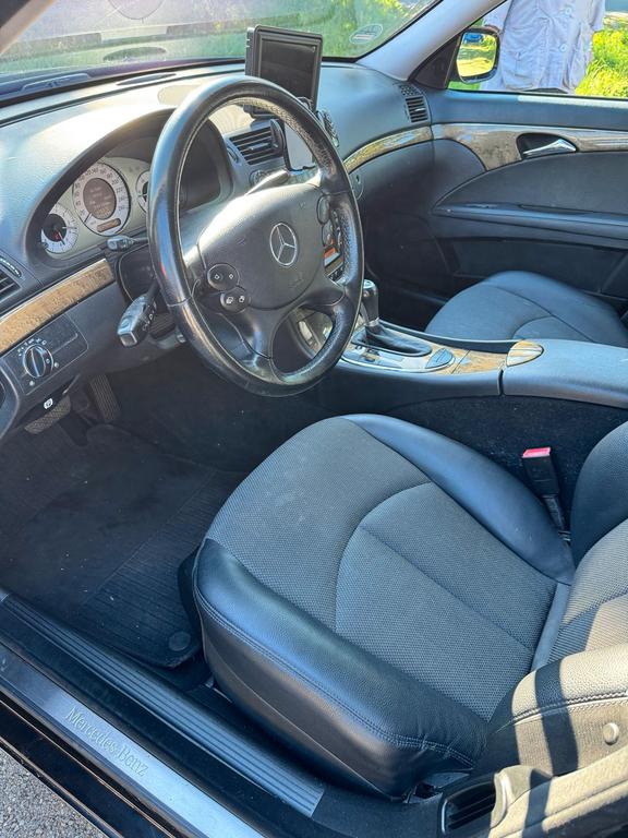 Mercedes-Benz E 320