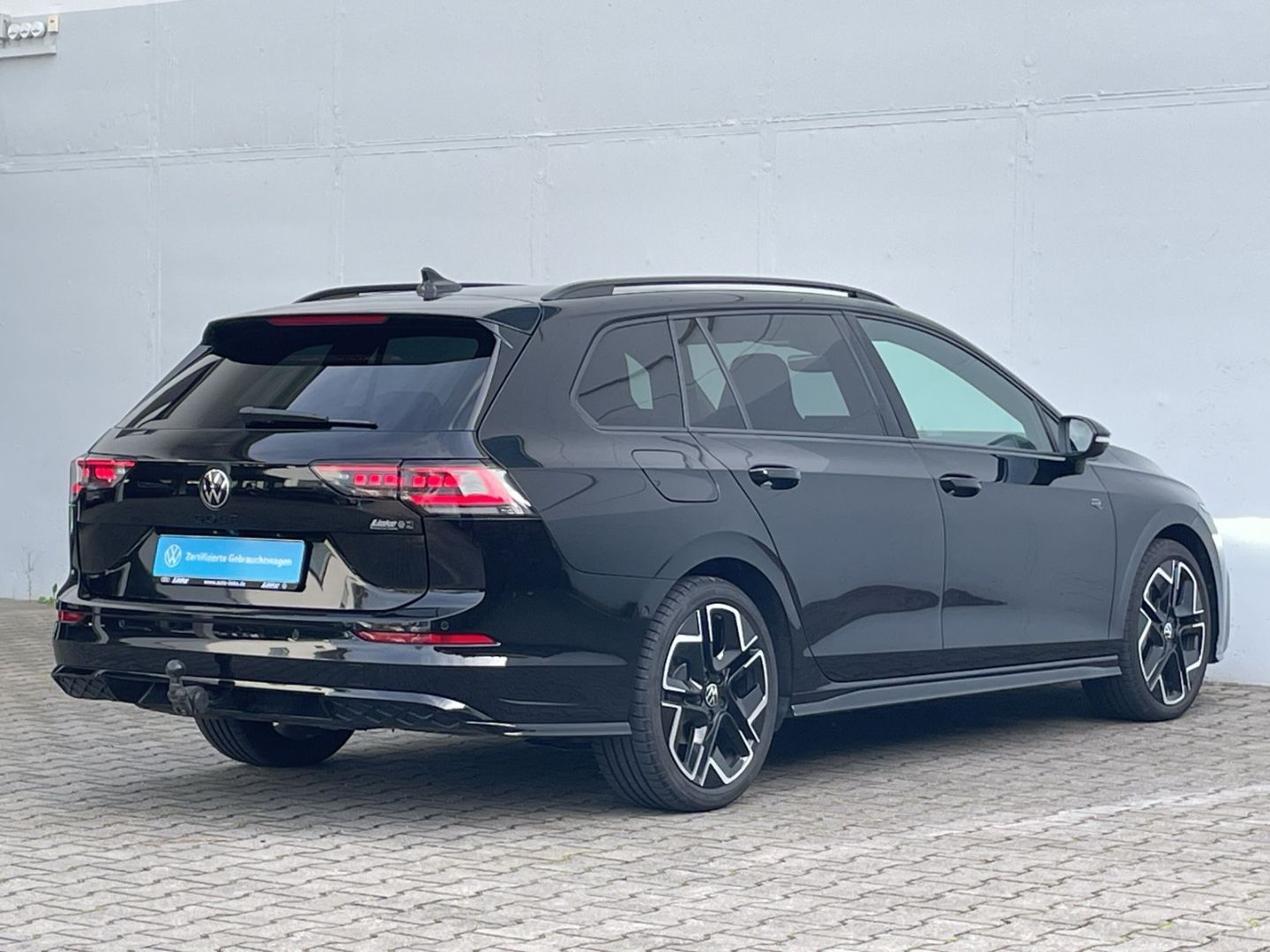 Golf Variant VIII 2.0 TDI DSG R-Line AHK/Kamera/