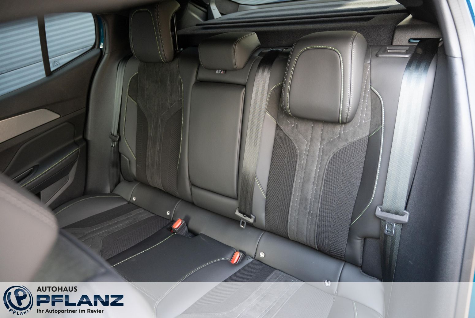 Peugeot 408 - Bild 8