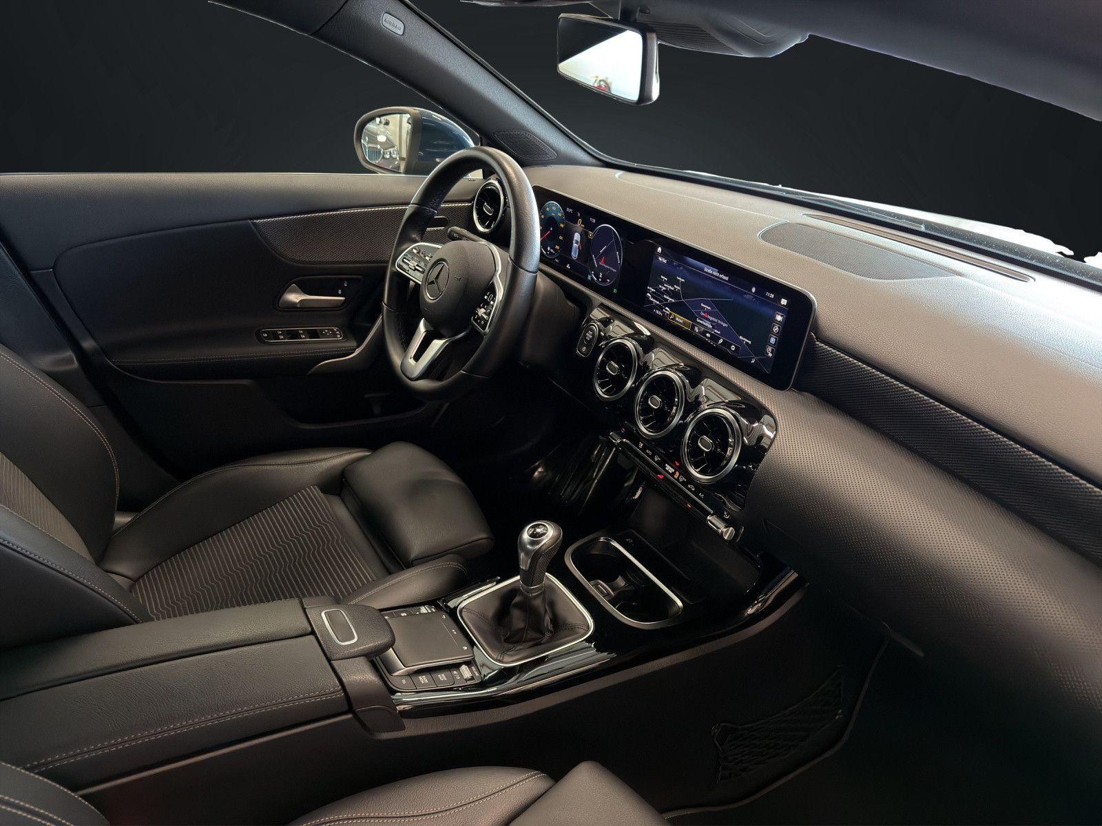 Mercedes-Benz A-Class Progressive MBUX LED, миниатюра 14