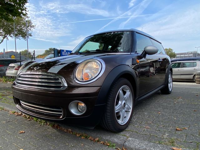 MINI Cooper Clubman