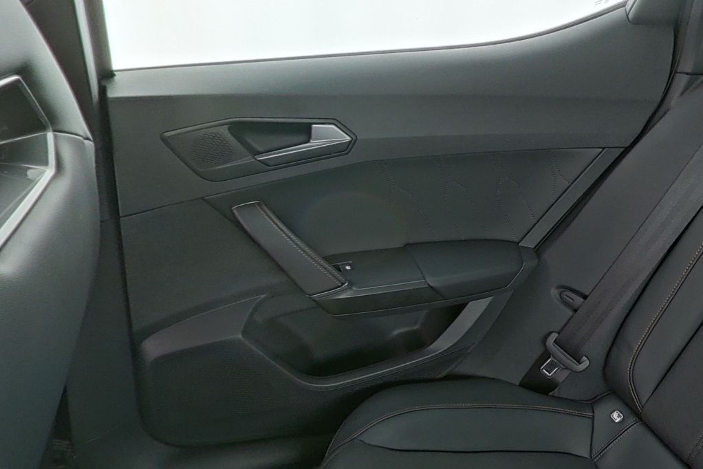 Cupra Leon 1.4 TSI e-HYBRID 180kW Tempo*PDC*RFK*Klima
