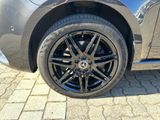 Mercedes-Benz V 300 d 4MATIC EXCLUSIVE EDITION AMG STHZG+AHK+D - Offers matching your search criteria