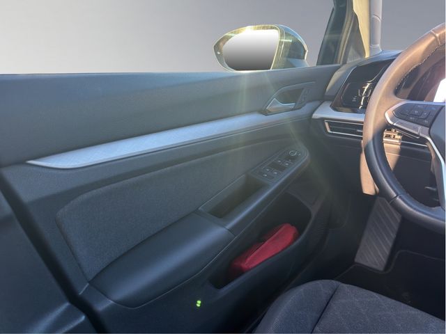 Golf VIII Variant 2.0 TDI Life DSG NAVI ACC LED