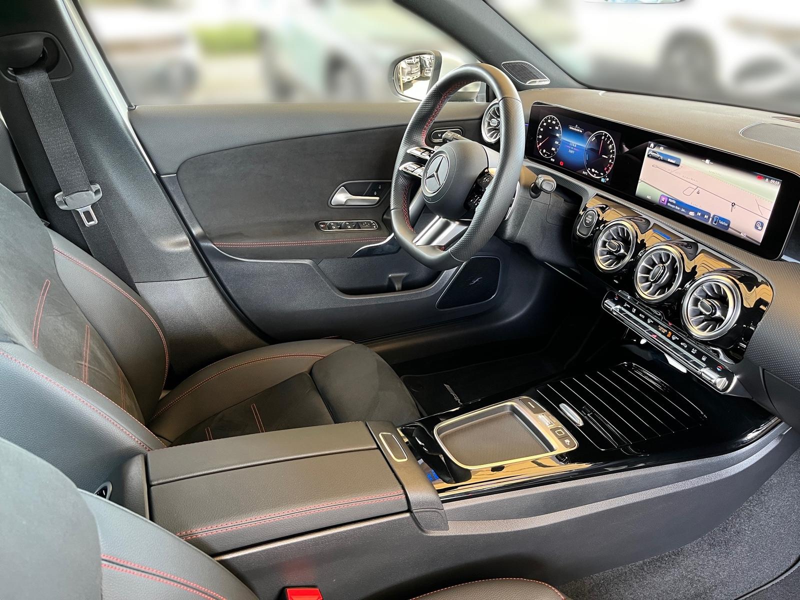 Mercedes-Benz A 250 e AMG Premium+Navi+LED+Kam+SHZ+Burmester+