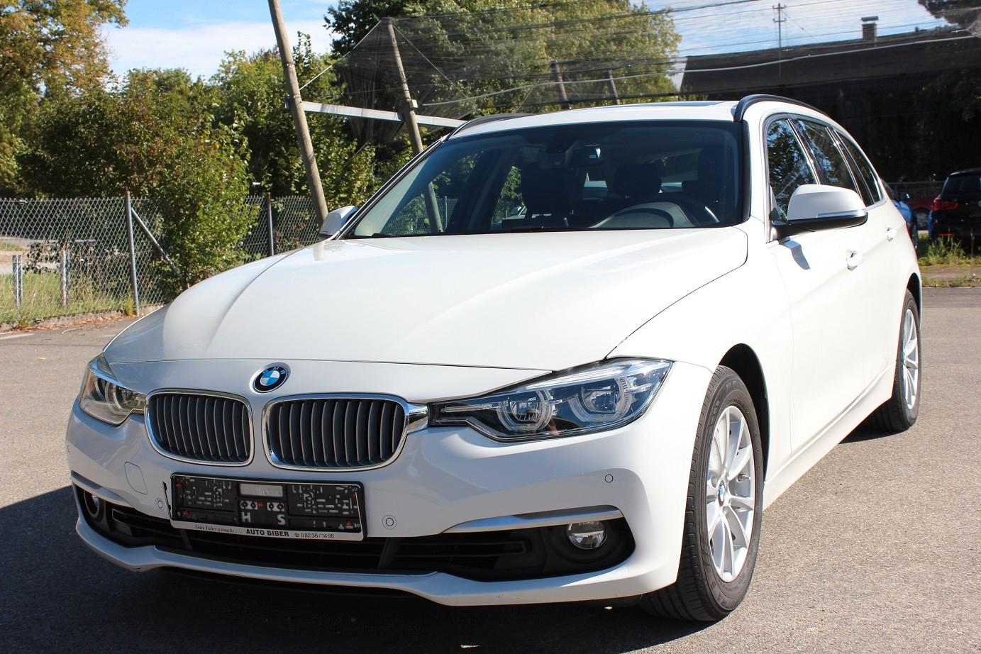 BMW 320iA Touring LuxuryLine Leder-HiFi-Panorama