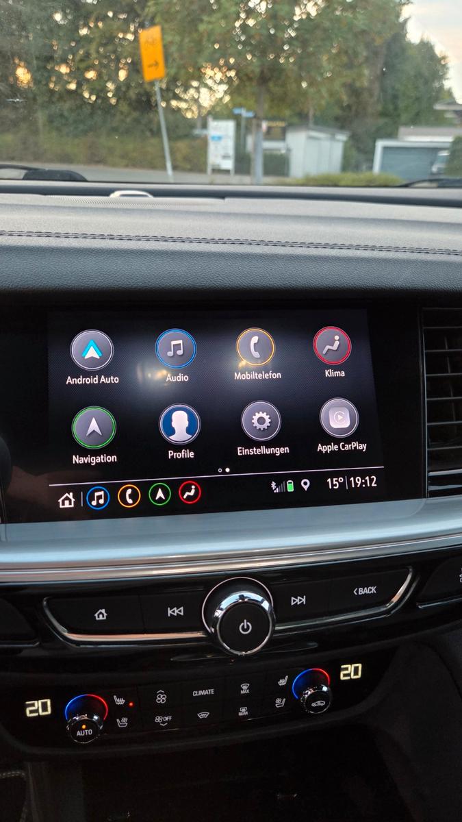 Opel Insignia Grand Sport GSi 2.0 Turbo 4x4 