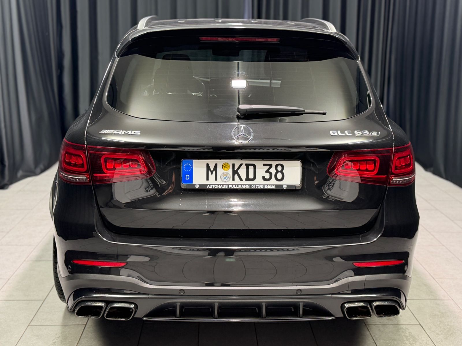 Fahrzeugabbildung Mercedes-Benz GLC 63 S AMG|BURMESTER|PANO|FACELIFT|CARBON|