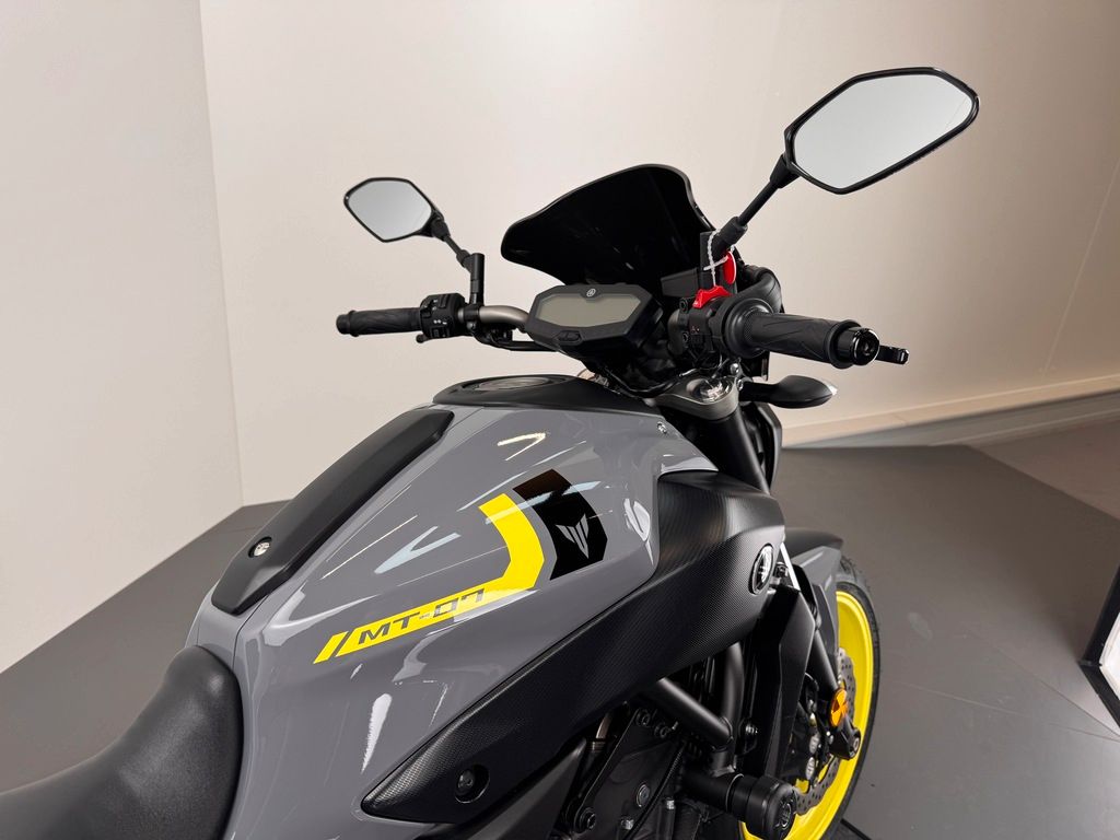 Fahrzeugabbildung Yamaha MT07 *TOP-ZUSTAND *1. HAND *REIFEN NEU
