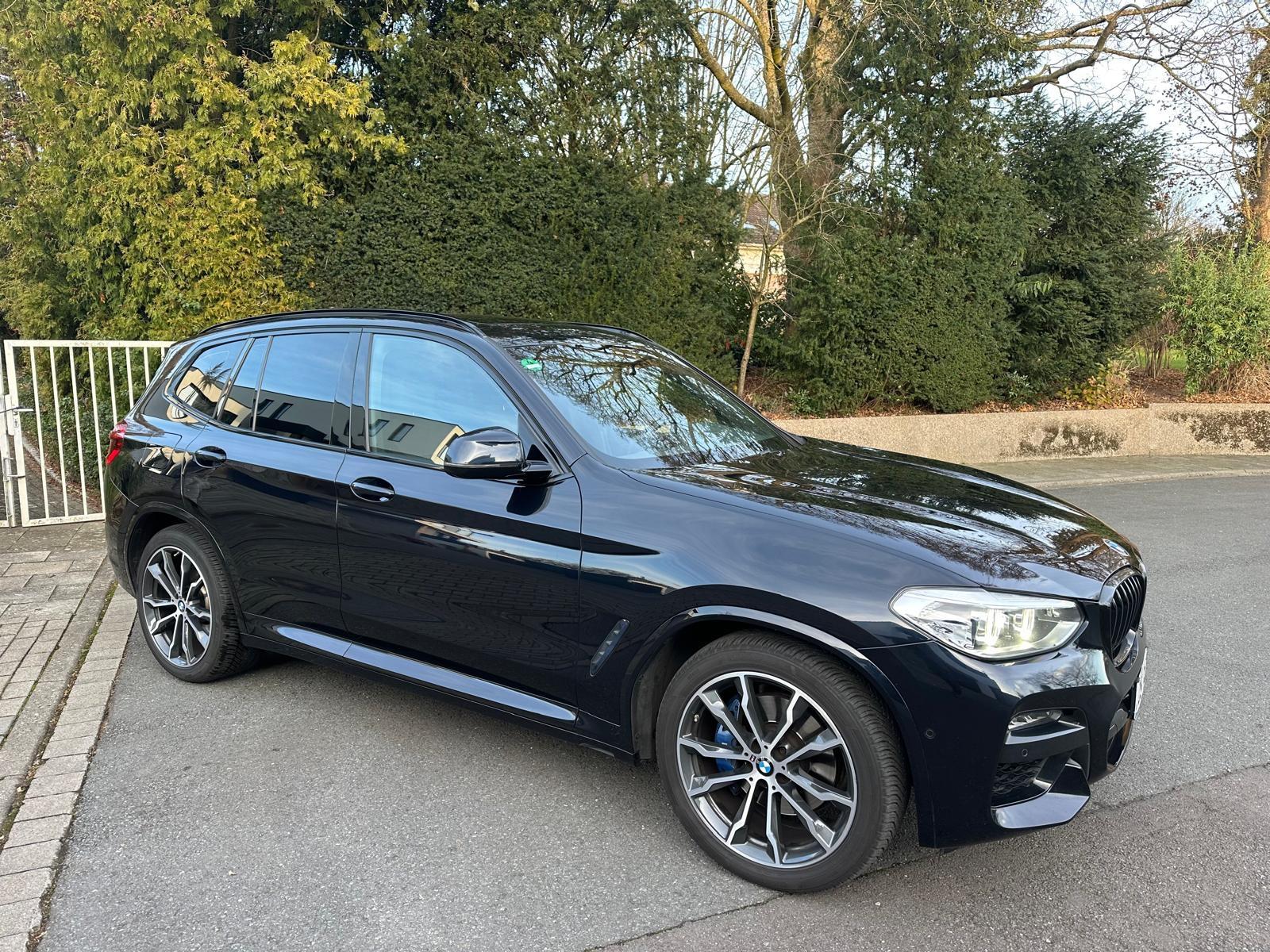 BMW X3 xDrive 30 d M  PANO H&K SHZ KEY DISPL