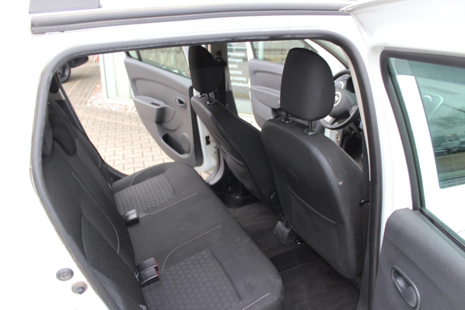 Dacia Logan 2014 — photo 16