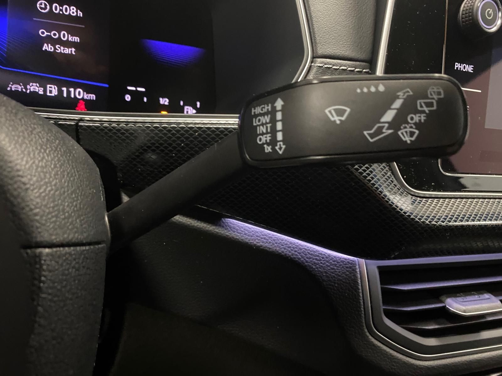 Fahrzeugabbildung Volkswagen T-Cross 1.5 TSI DSG BLACK STYLE R-Line+AHK+ACC++