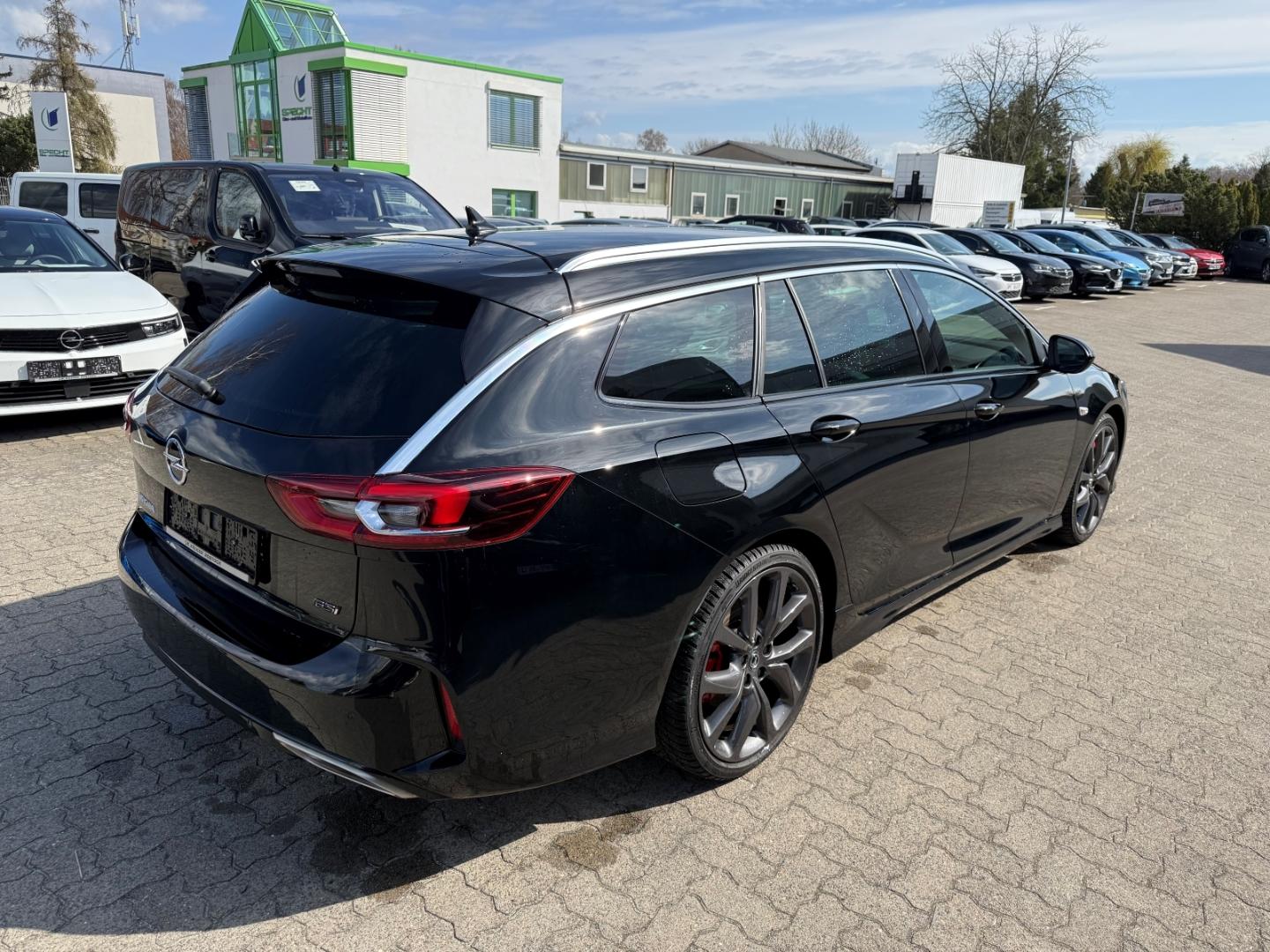 Opel Insignia B Sports Tourer GSi 4x4 Alcantara