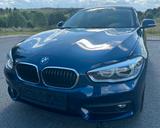 BMW 118 Baureihe 1 Lim. 5-trg. 118 i Advantage - BMW 118: Blau, Metallic