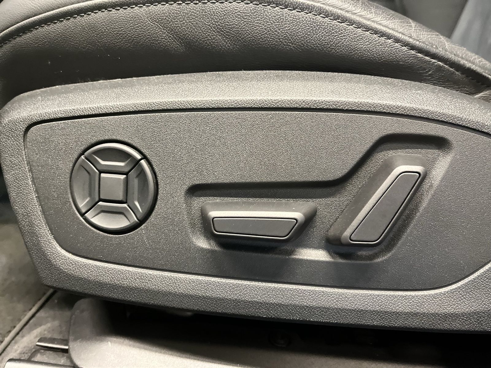 Audi A6 - Bild 15