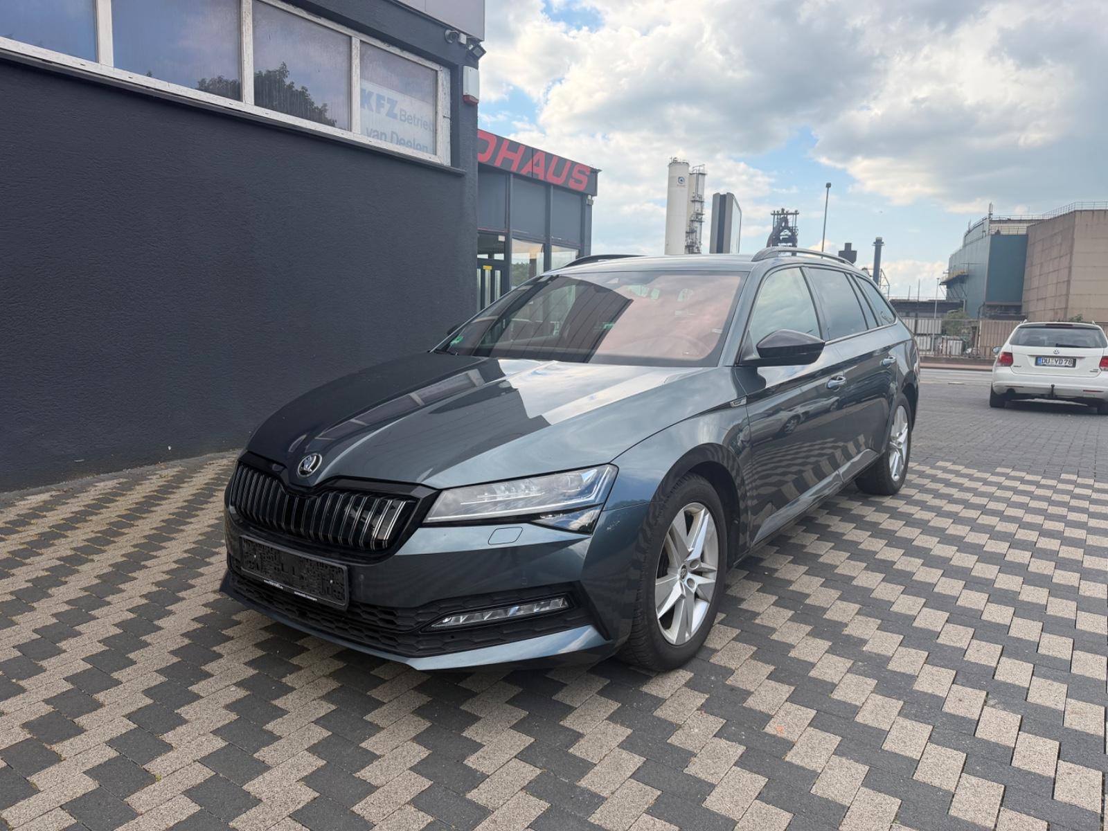 Skoda Superb Combi Sportline iV Alcantara Navi