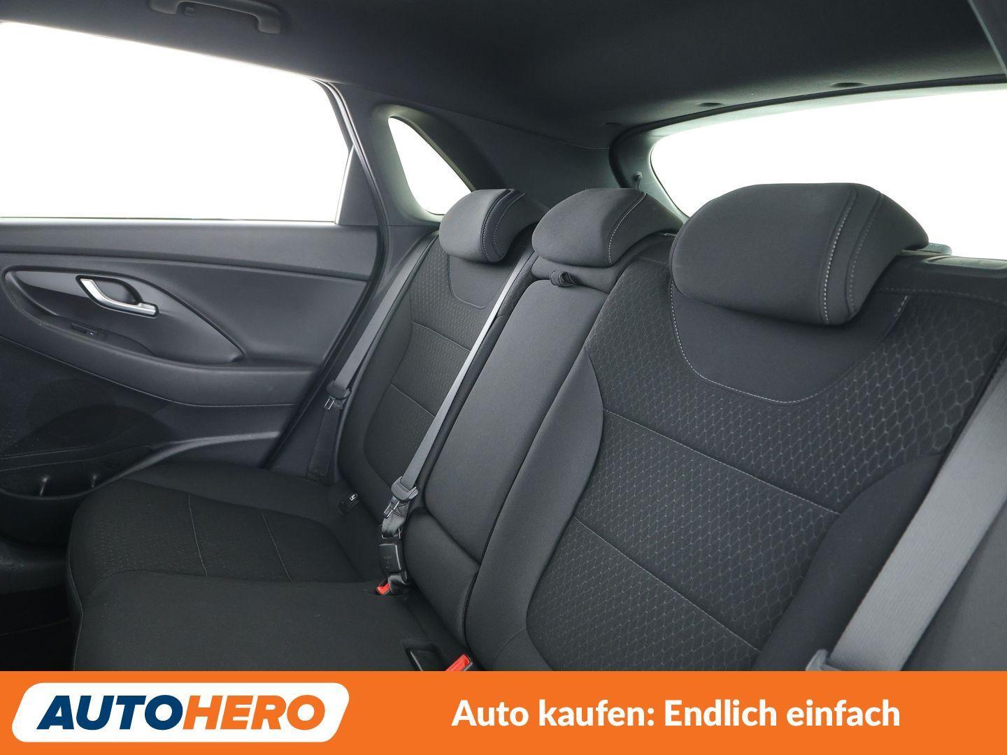 Hyundai i30 1.4 TDGI N-Line Aut.*NAVI*SPUR*PDC*SHZ*KLIMA