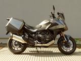 Honda NT1100 DCT Electronic Suspension 50/50 - HONDA MOTORRAD