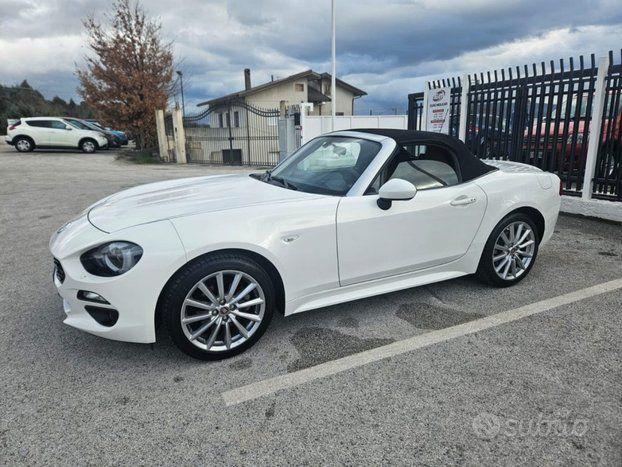 Fiat 124 Spider