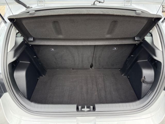 Fahrzeugabbildung Hyundai i20 1.0 T-GDI +CARPLAY+TEMPOMAT+SHZ+RFK+KLIMA+UV