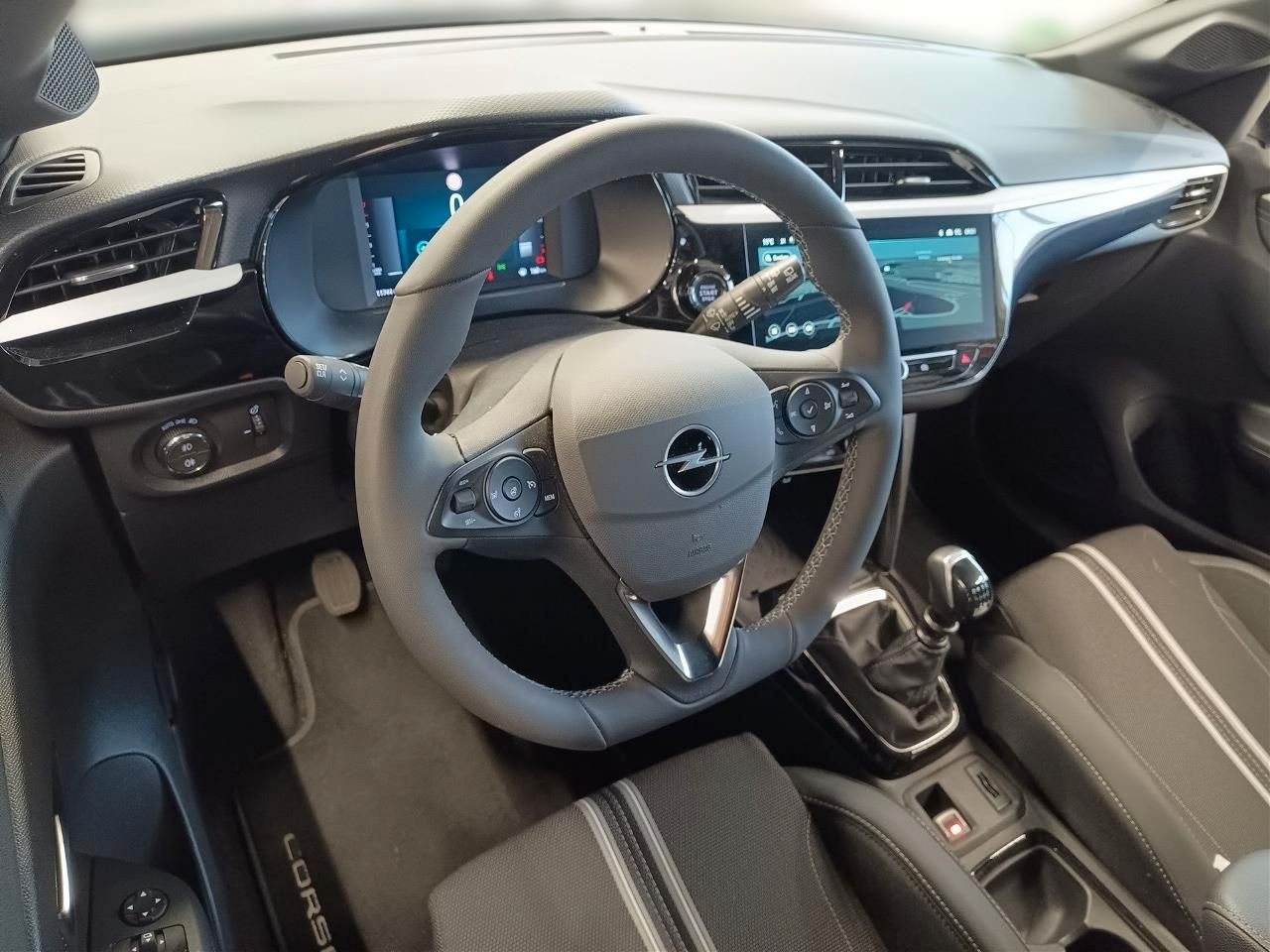 Fahrzeugabbildung Opel Corsa F 1.2 Turbo GS Kamera,LED,Matrix,Navi,SHZ