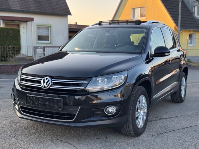 Volkswagen Tiguan Sport & Style BMT 2.0 TDI // 1 Hand