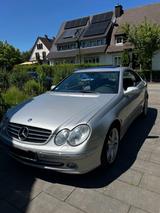 Mercedes-Benz Mercedes CLK 270 CDI - Mercedes-Benz CLK 270: Coupé